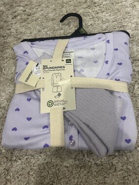 No Boundaries Lavender Heart Print Pajama Set - Purple Hearts